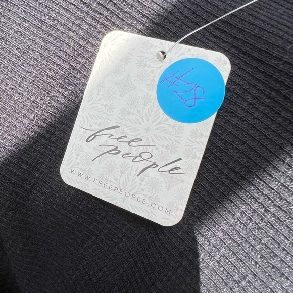 Free People, Medium, Black/ Noir - Picture 3 of 5